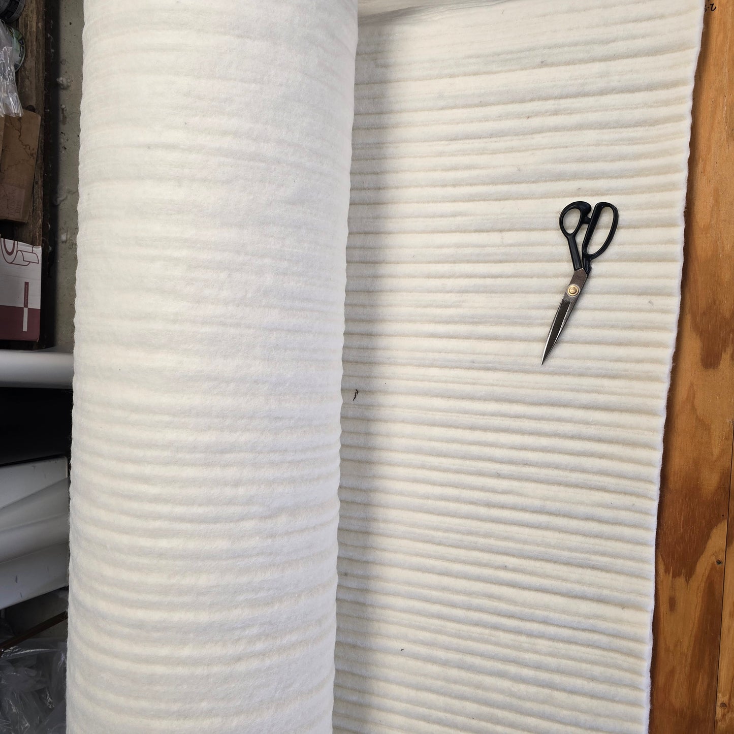 100% wool 1000gsm