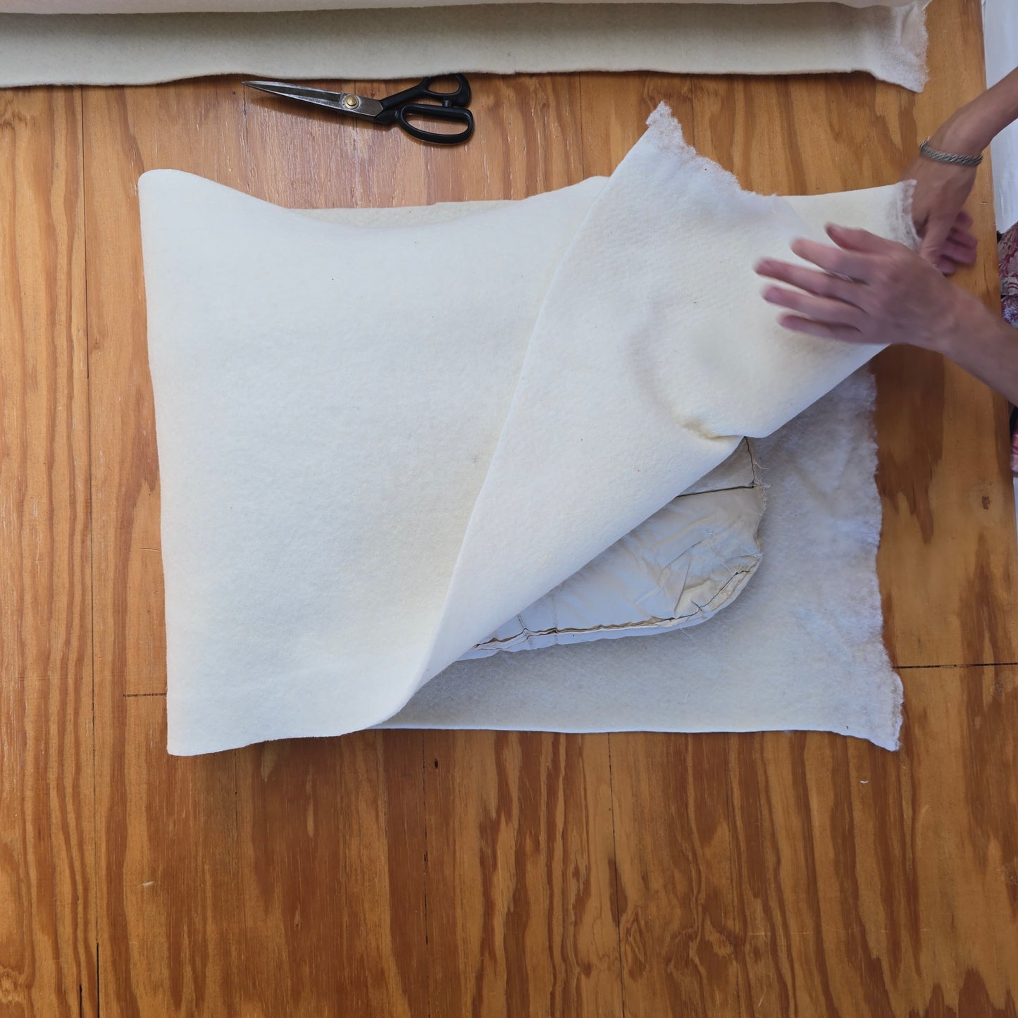 Natural Upholstery 100% Wool Wadding